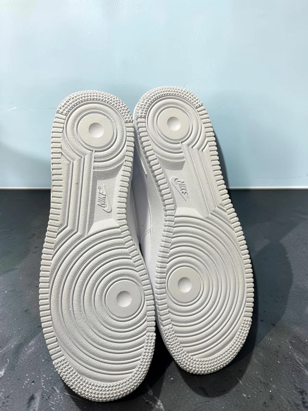 Nike Leather Low-Top Sneaker - White with Gold Swoosh